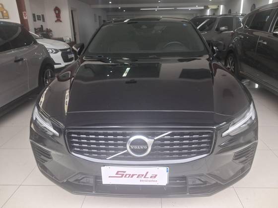 VOLVO S60 2.0 T8 R-DESIGN HÍBRIDO 4P AUTOMÁTICO VOLVO S60 2.0 T8 R-DESIGN HÍBRIDO 4P AUTOMÁTICO